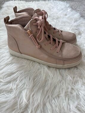 BILLY Classic Mid Top Zipper Sneakers